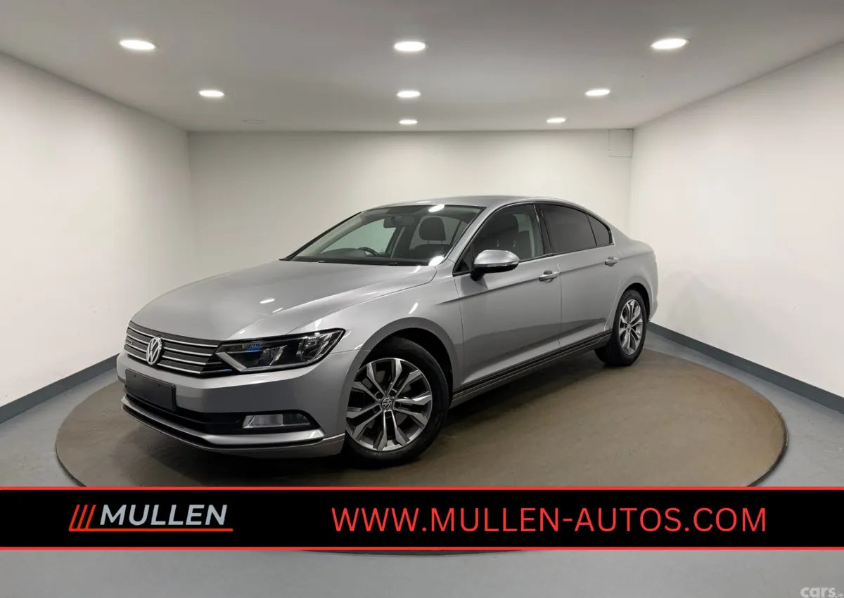 Volkswagen Passat Saloon, Diesel, 2018, Silver