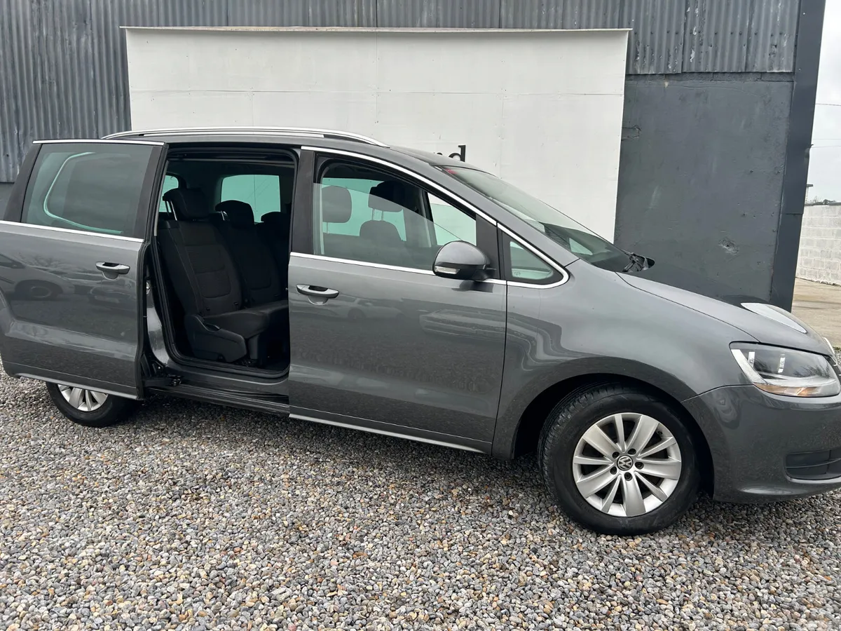Volkswagen Sharan MPV, Diesel, 2017, Grey
