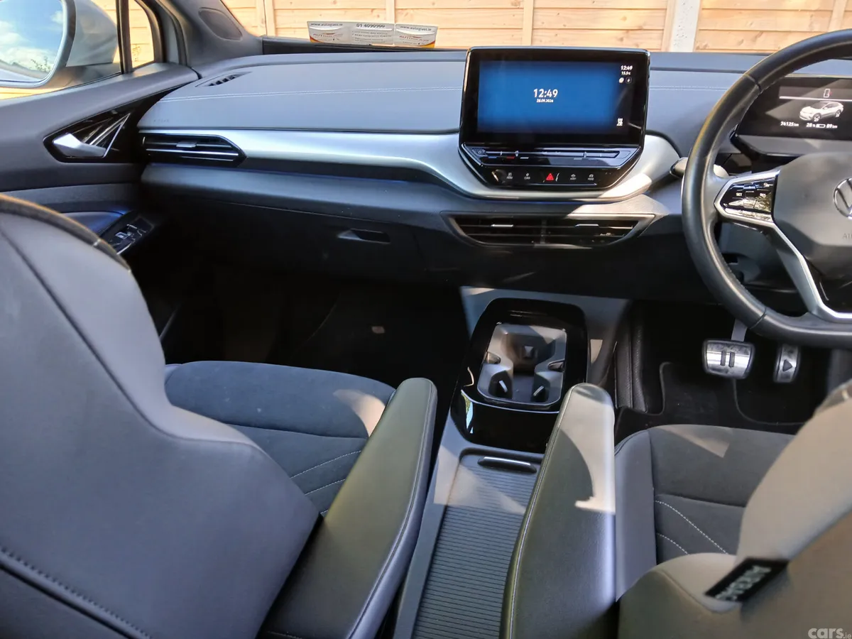 Volkswagen ID.4 Estate, Electric, 2023, Grey
