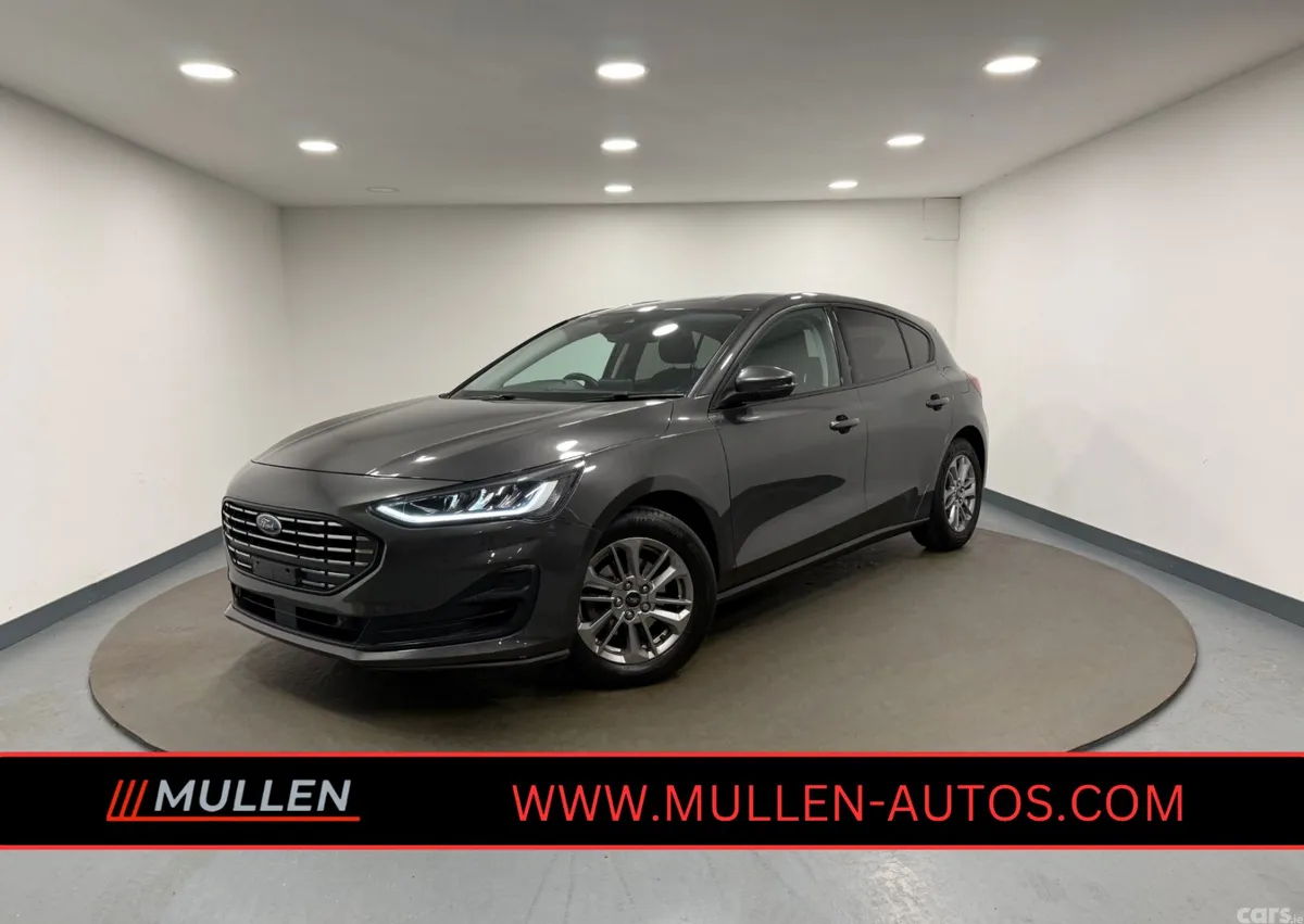 Ford Focus Hatchback, Diesel, 2022, Grey