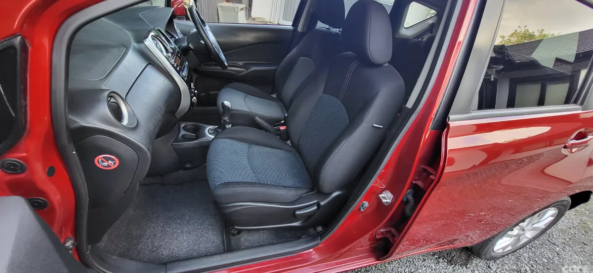 Nissan Note MPV, Petrol, 2015, Red
