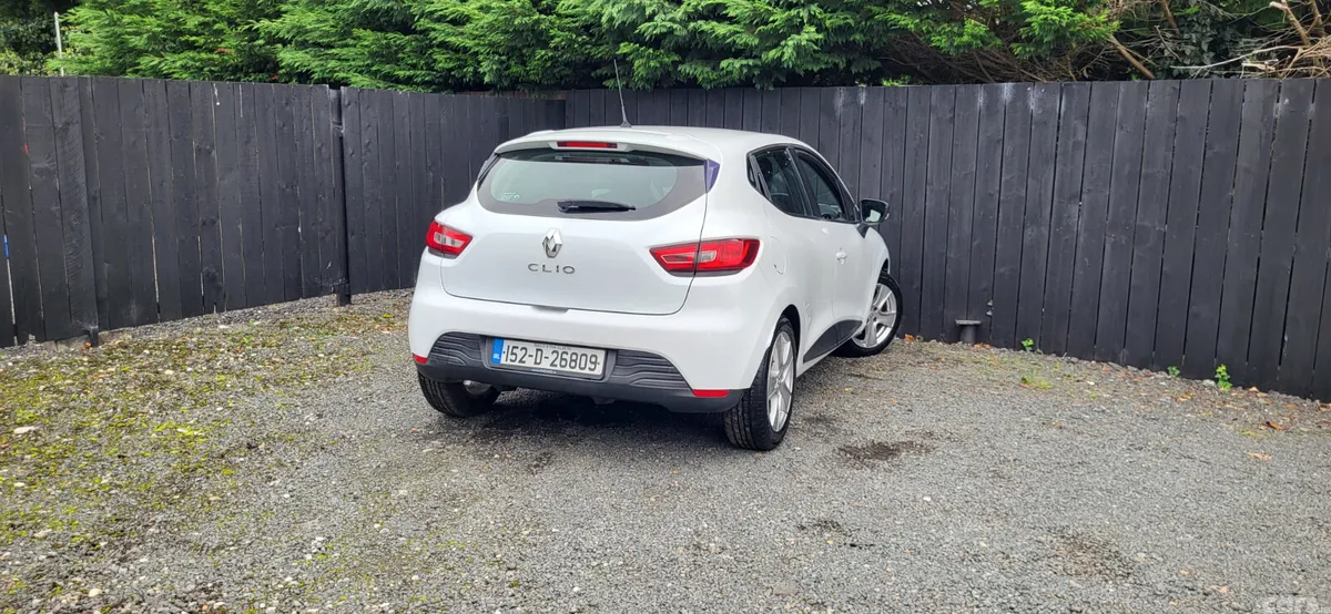 Renault Clio Hatchback, Petrol, 2015, White