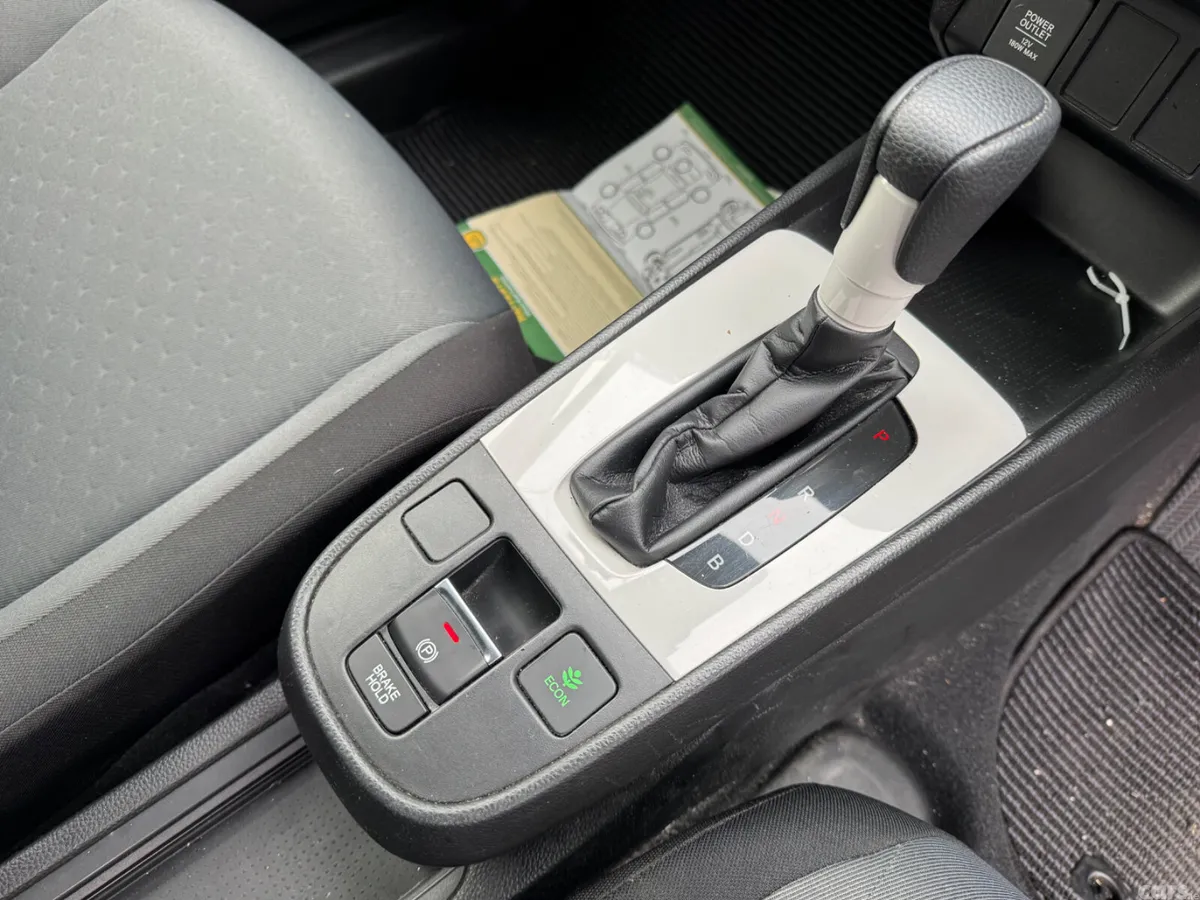 Honda Fit Hatchback, Petrol Hybrid, 2021, Silver
