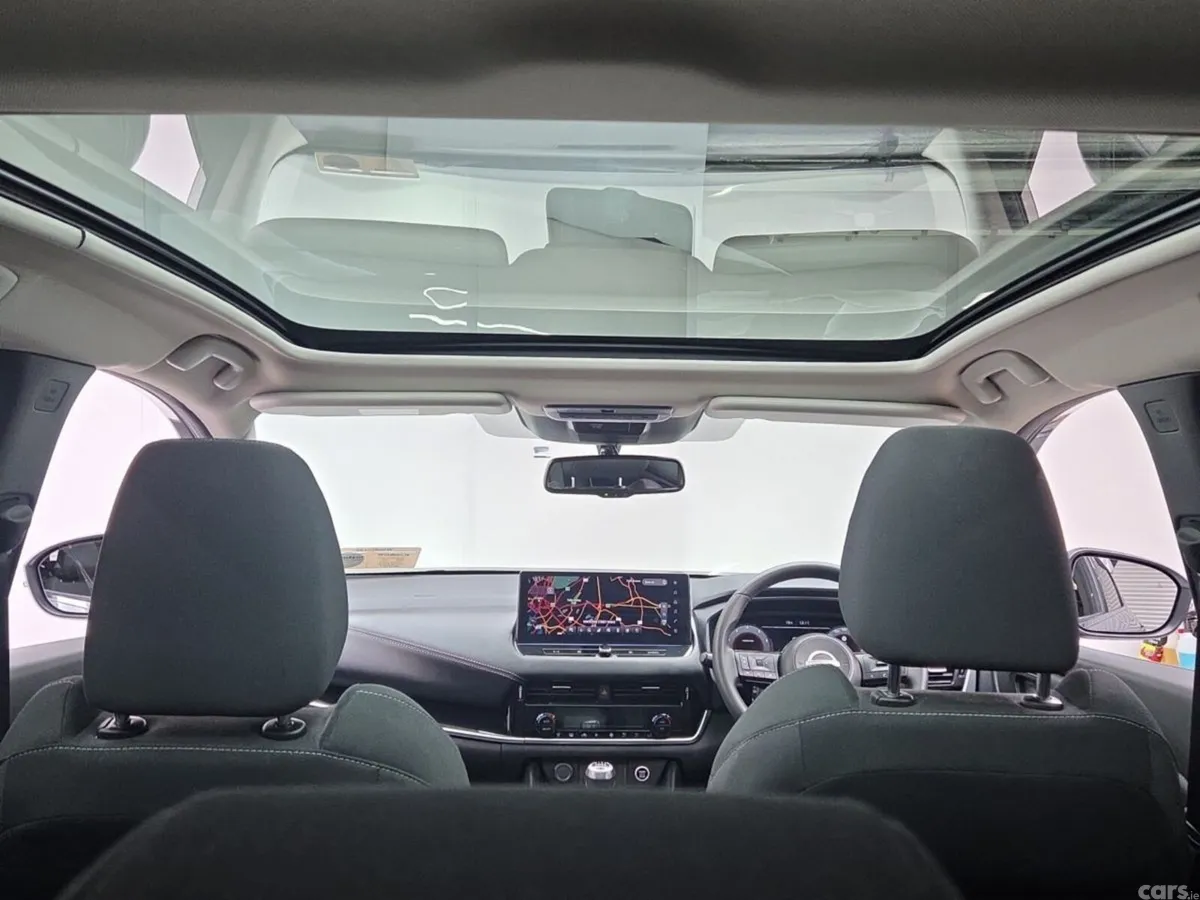 Nissan Qashqai MPV, Petrol, 2024, Grey