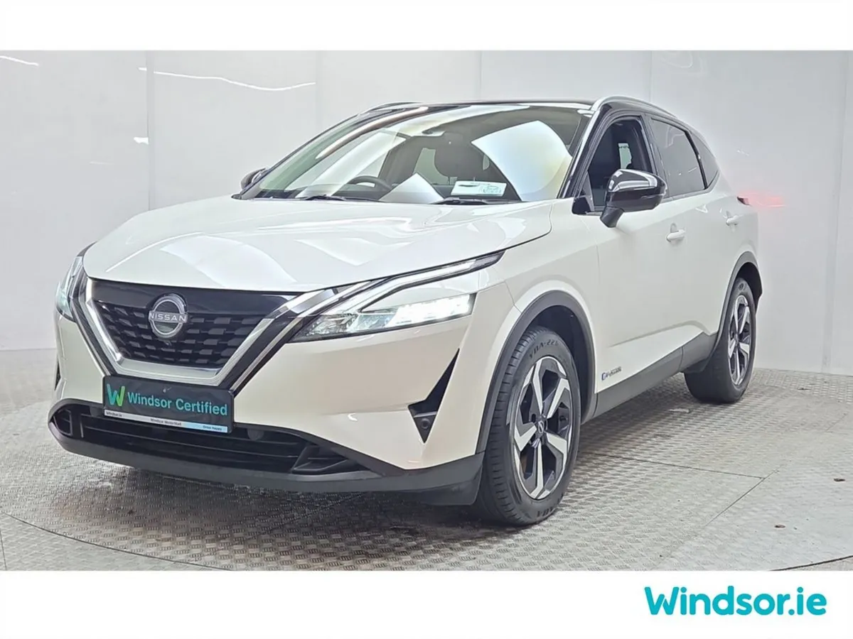 Nissan Qashqai MPV, Petrol Hybrid, 2023, White