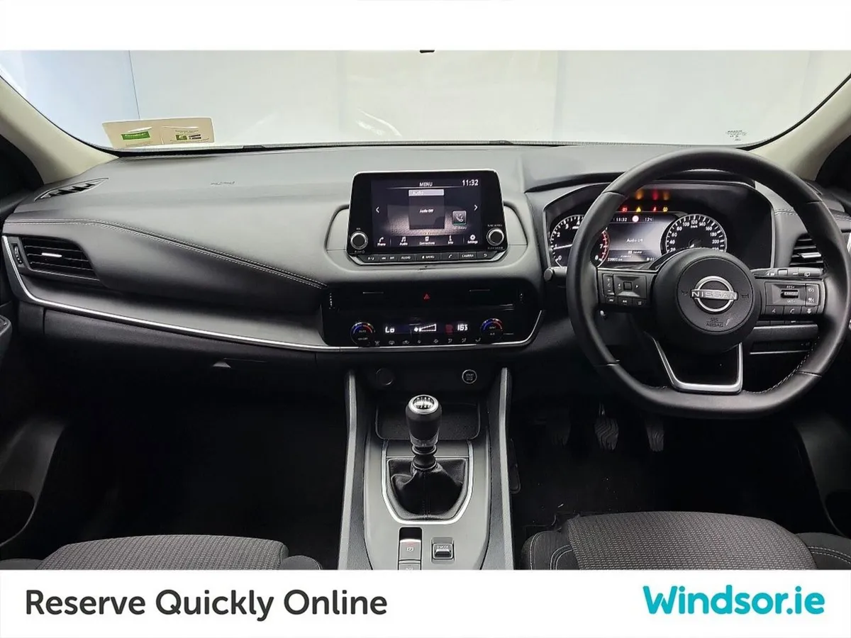 Nissan Qashqai MPV, Petrol, 2024, White