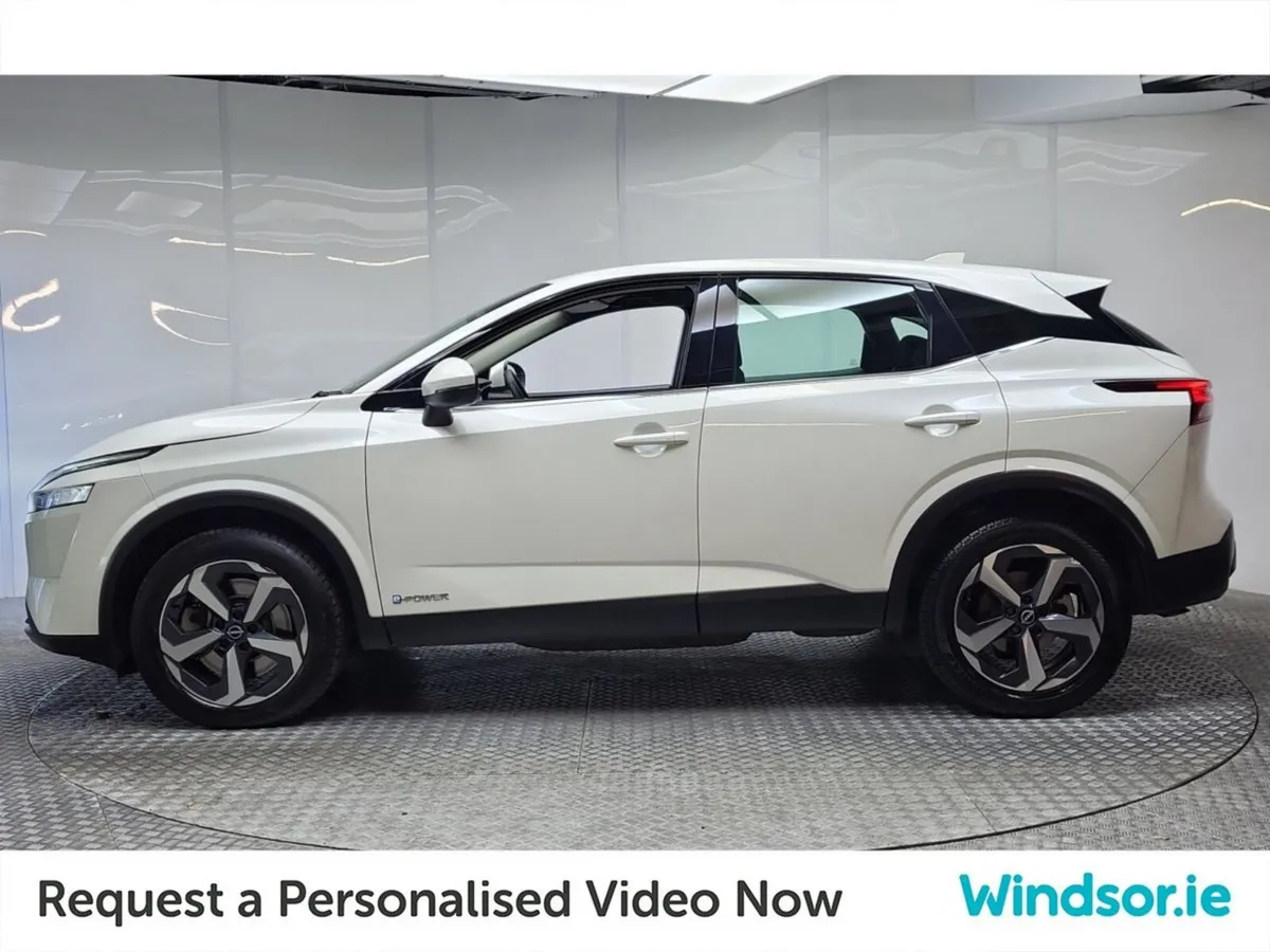 Nissan Qashqai MPV, Petrol Hybrid, 2024, White