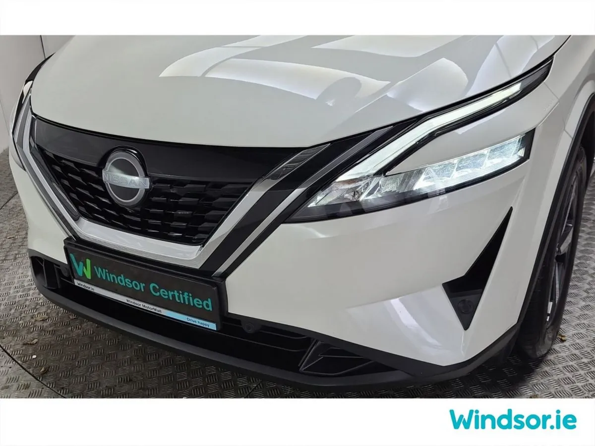 Nissan Qashqai MPV, Petrol Hybrid, 2024, White