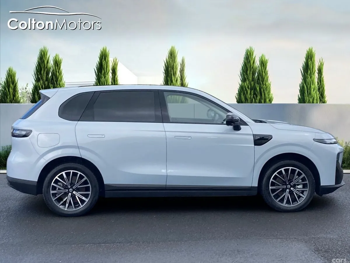 Leapmotor B10 SUV, Electric, 2026, Blue