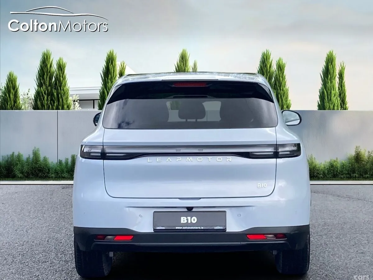 Leapmotor B10 SUV, Electric, 2026, Blue