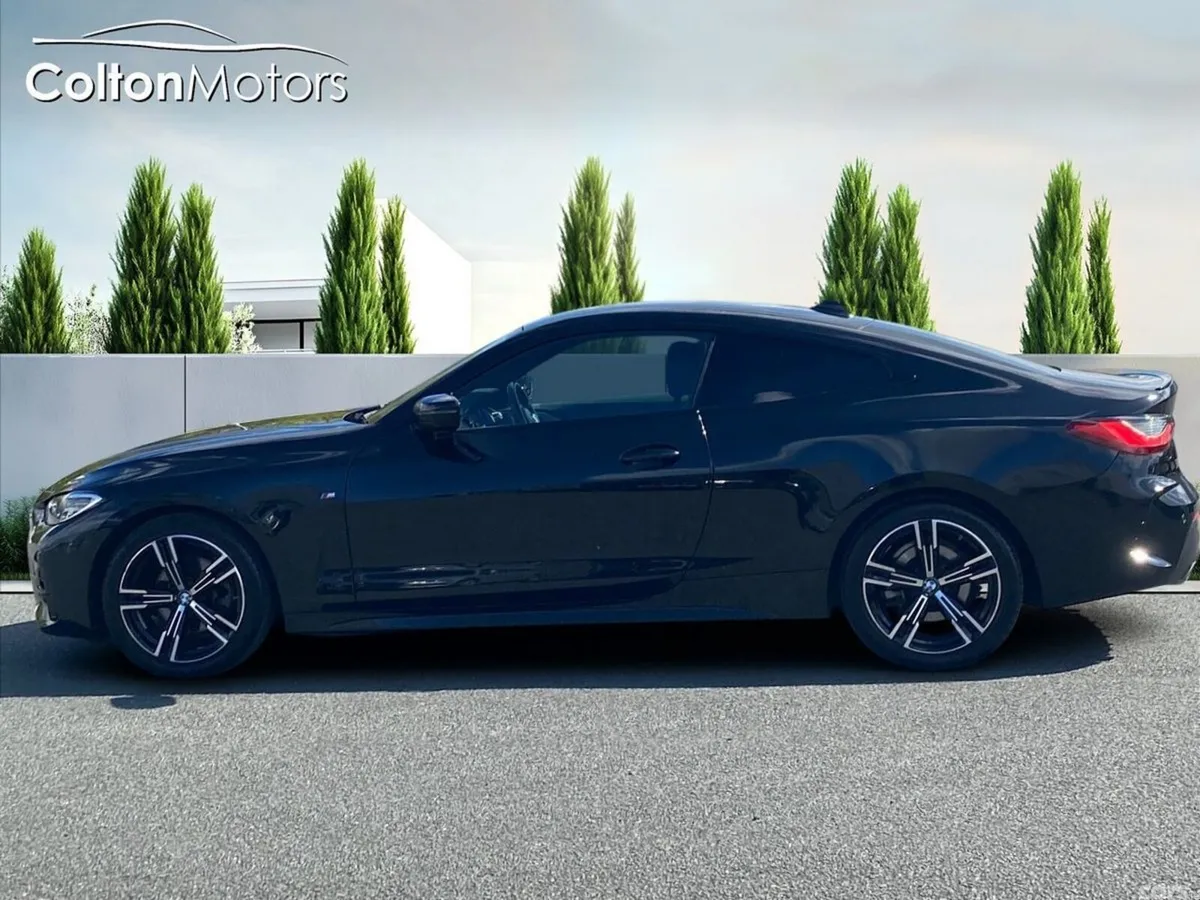 BMW 4-Series Coupe, Diesel, 2023, Black