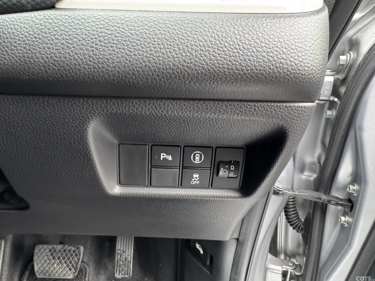 Honda Fit Hatchback, Petrol Hybrid, 2020, Silver