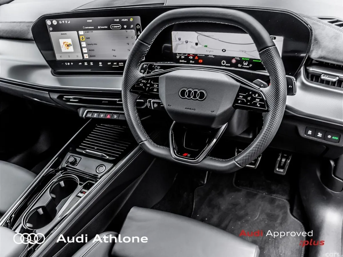 Audi Q3 SUV, Petrol Plug-in Hybrid, 2026, Green