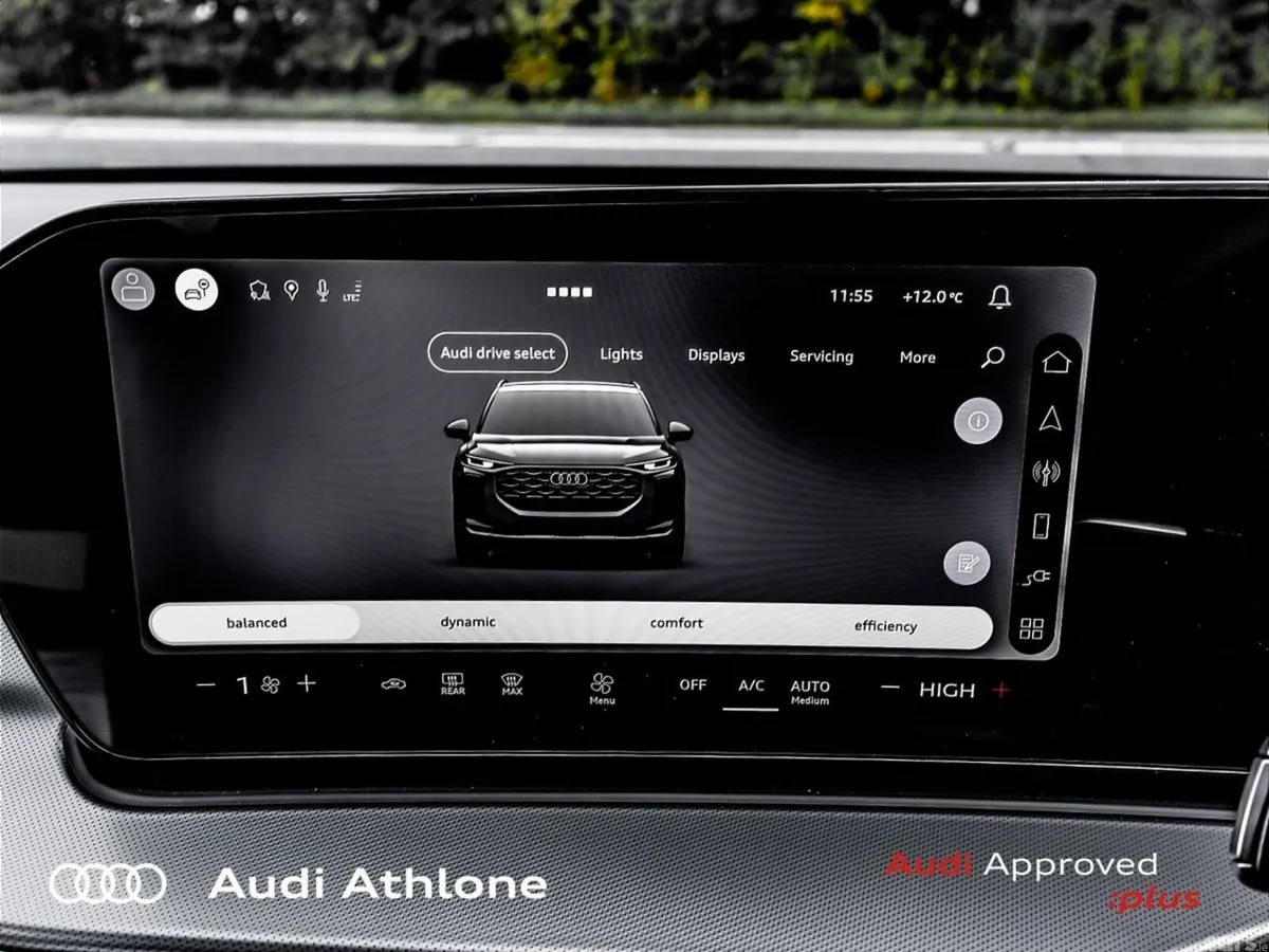 Audi Q3 SUV, Petrol Plug-in Hybrid, 2026, Green
