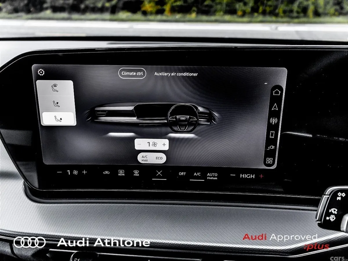 Audi Q3 SUV, Petrol Plug-in Hybrid, 2026, Green