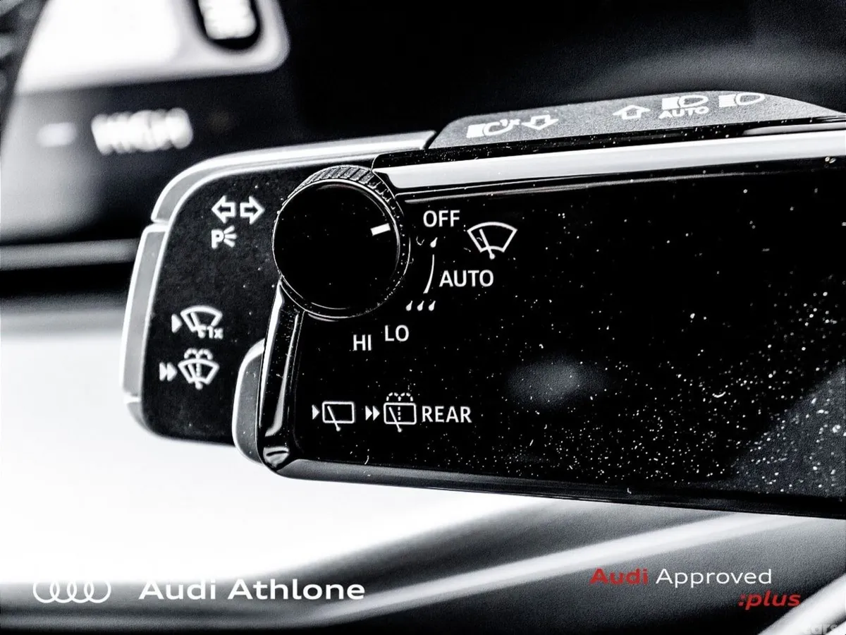 Audi Q3 SUV, Petrol Plug-in Hybrid, 2026, Green