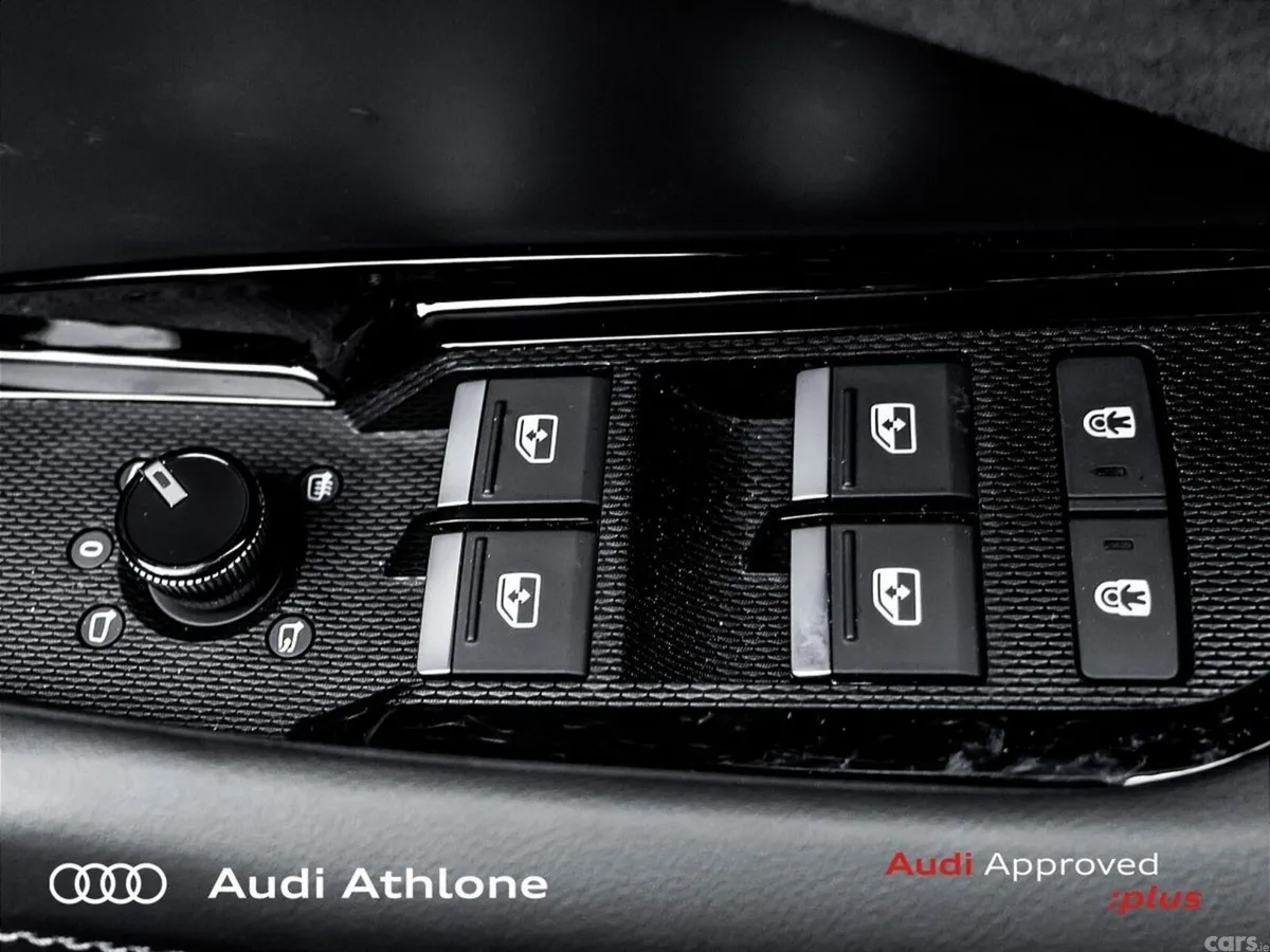 Audi Q3 SUV, Petrol Plug-in Hybrid, 2026, Green