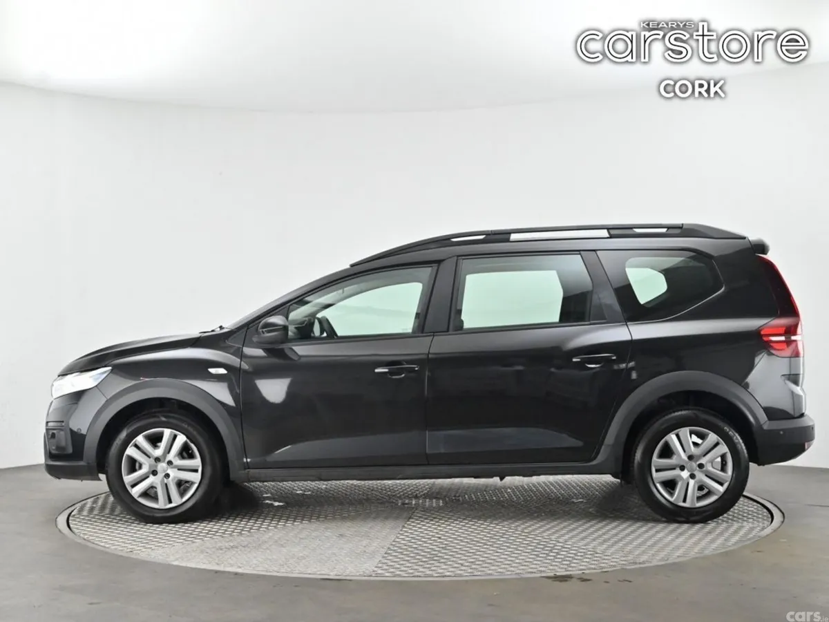 Dacia Jogger MPV, Petrol, 2023, Black