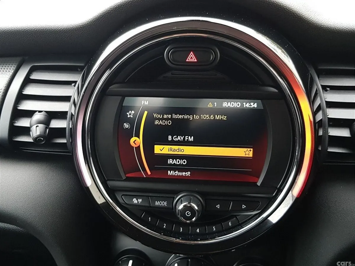 Mini Cooper Hatchback, Petrol, 2019, Blue