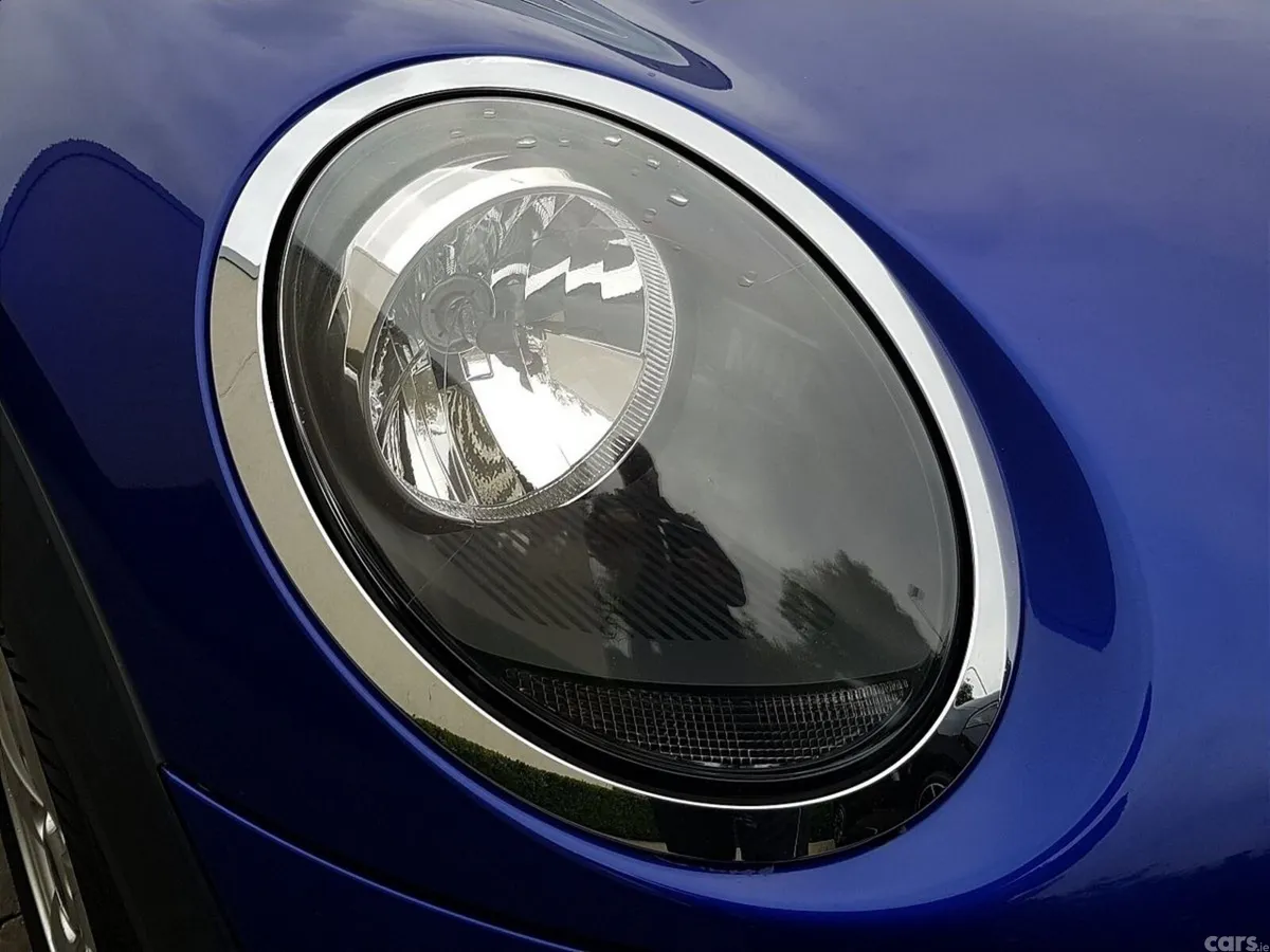 Mini Cooper Hatchback, Petrol, 2019, Blue