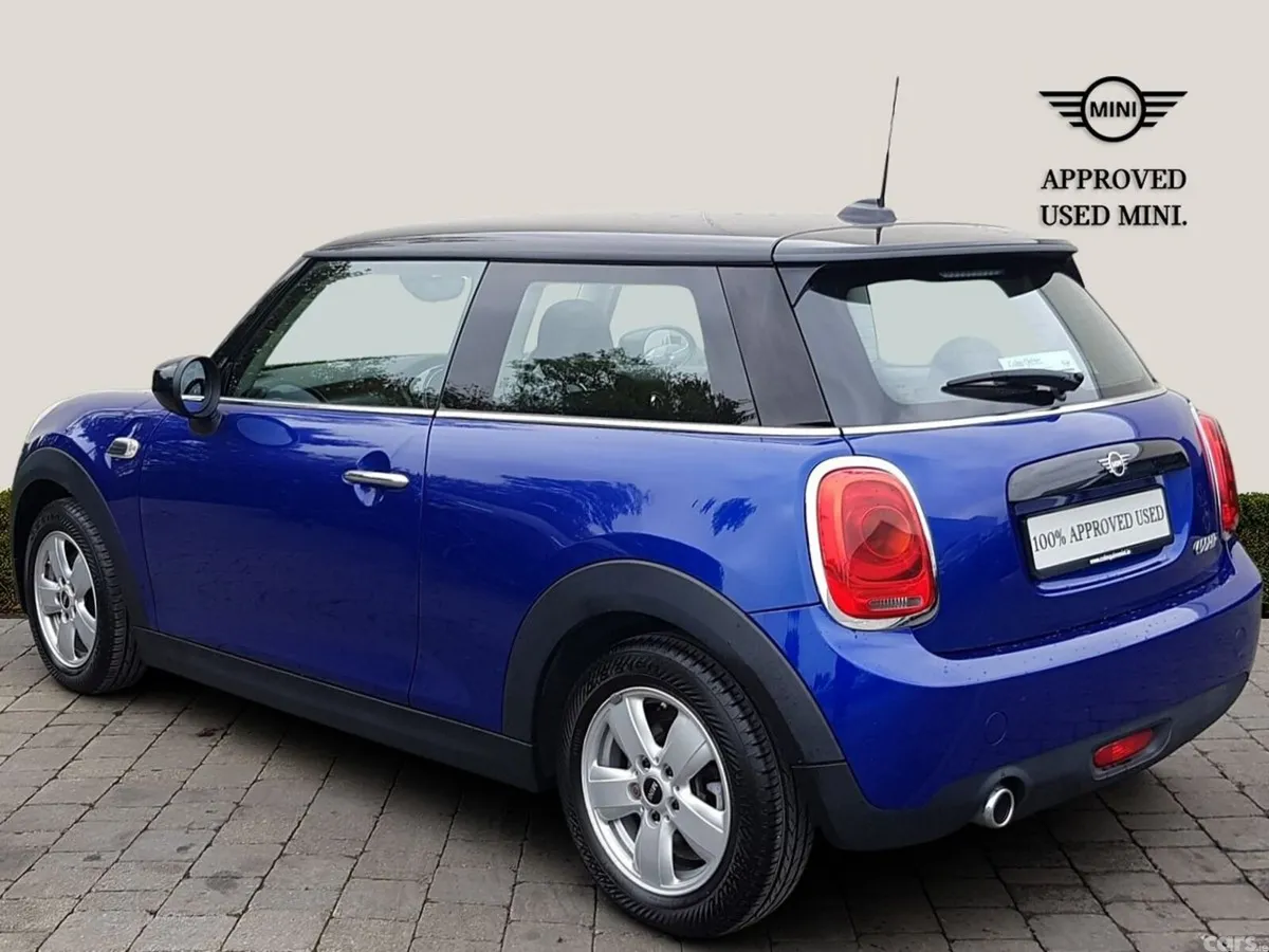 Mini Cooper Hatchback, Petrol, 2019, Blue