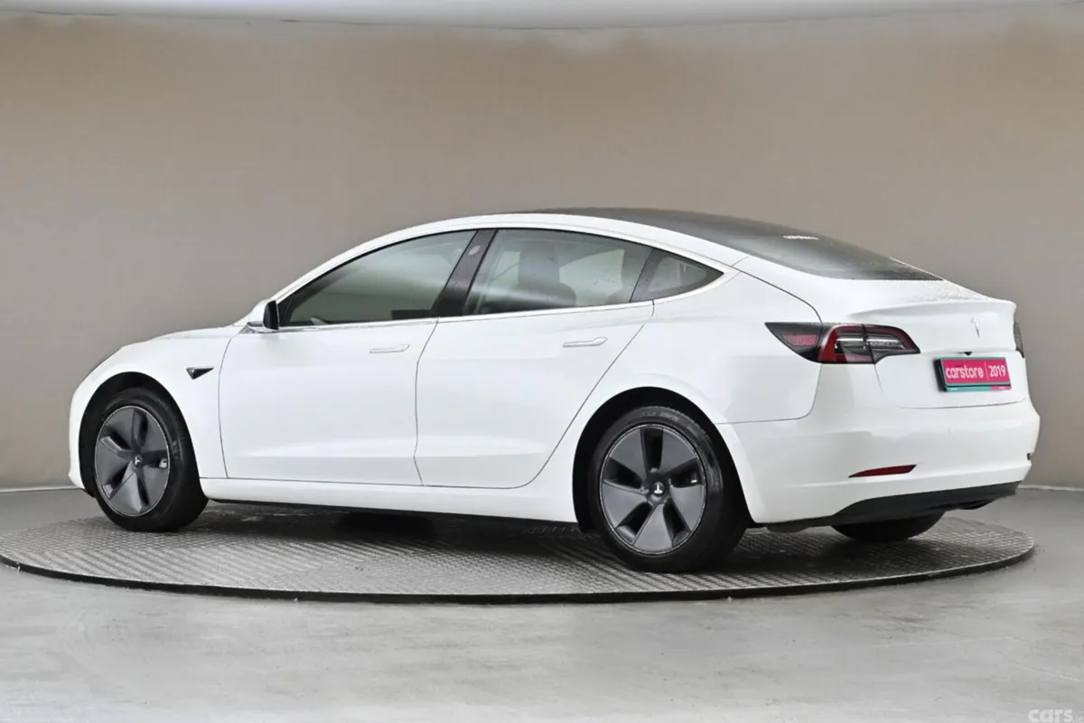 Tesla Model 3 Saloon, Electric, 2019, White