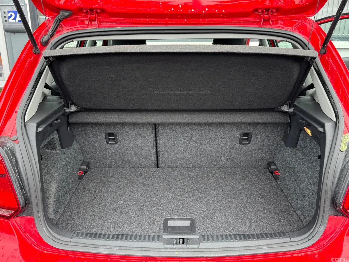 Volkswagen Polo Hatchback, Petrol, 2016, Red