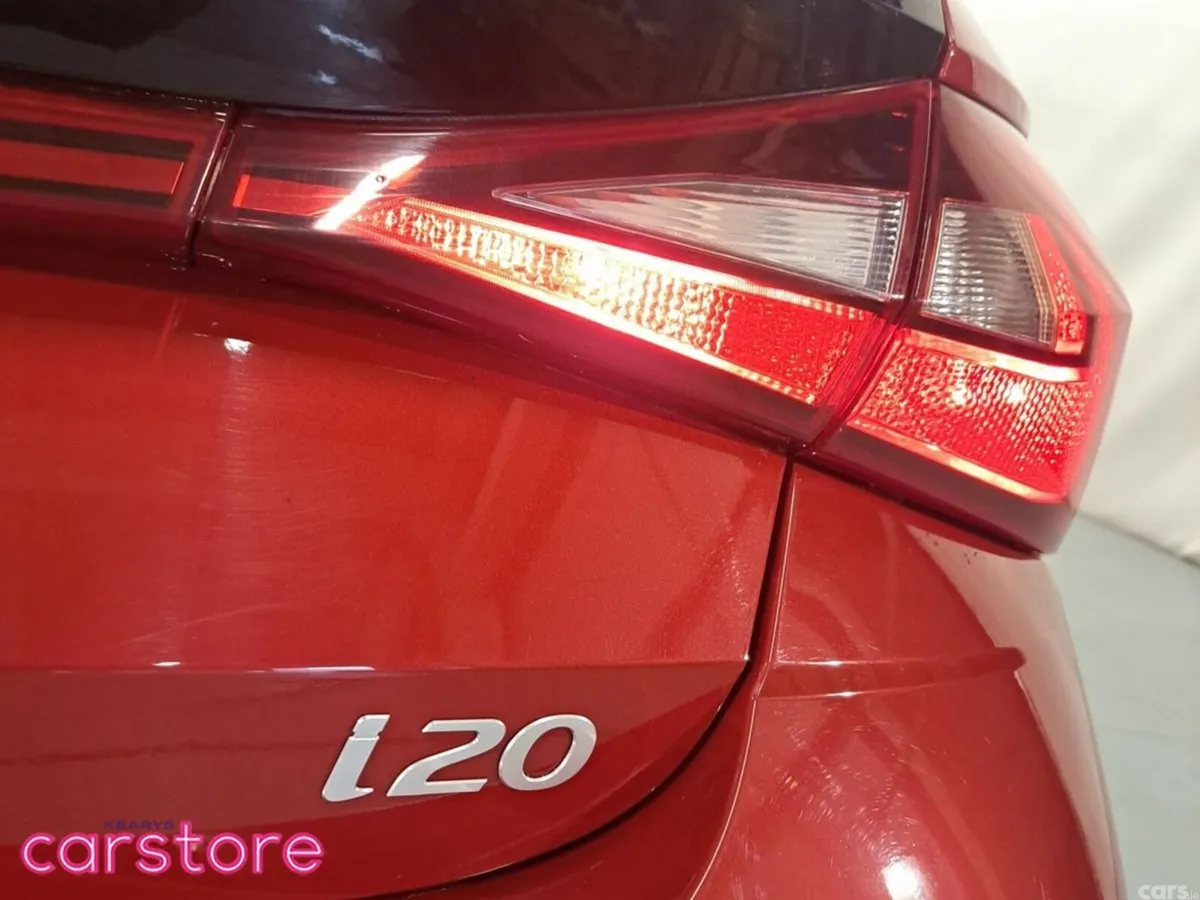 Hyundai i20 Hatchback, Petrol, 2024, Red