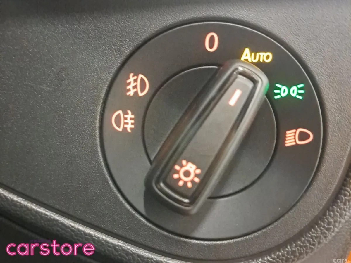 Volkswagen Polo Hatchback, Petrol, 2020, Orange