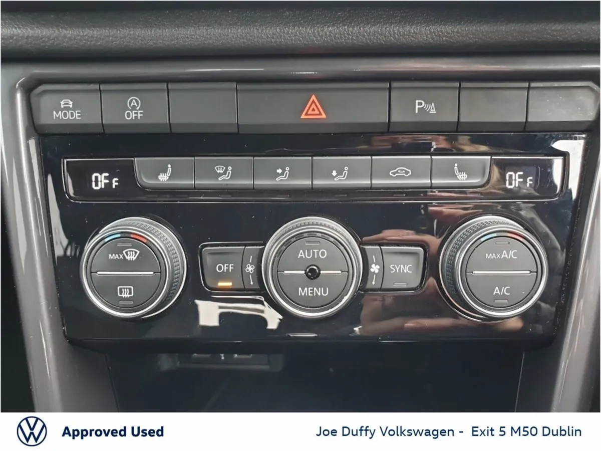 Volkswagen T-Roc SUV, Petrol, 2021, Red