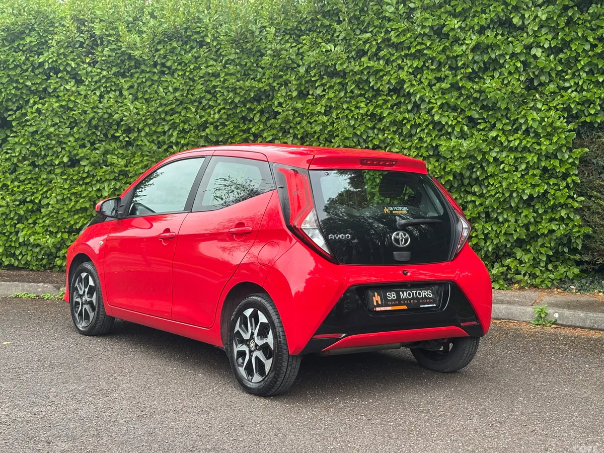Toyota Aygo Hatchback, Petrol, 2019, Red