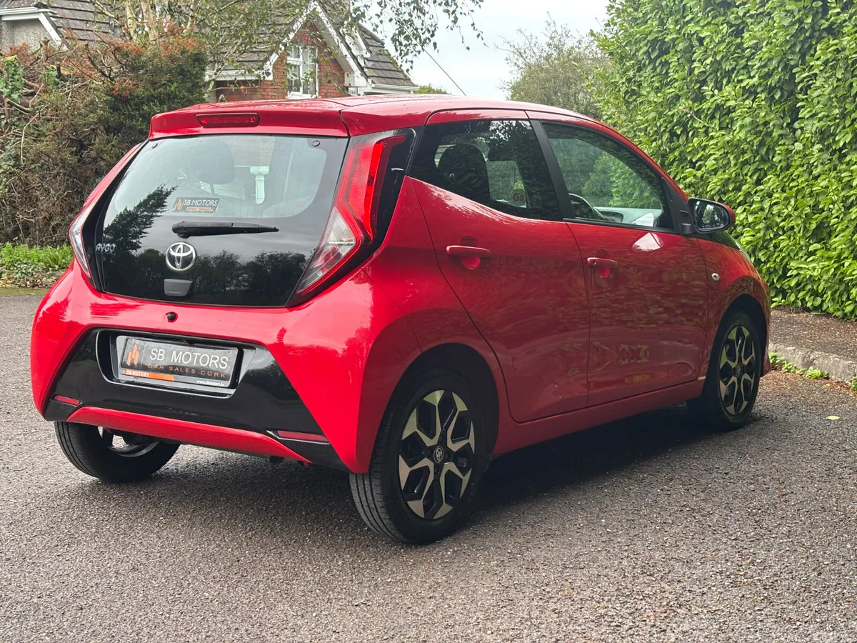 Toyota Aygo Hatchback, Petrol, 2019, Red