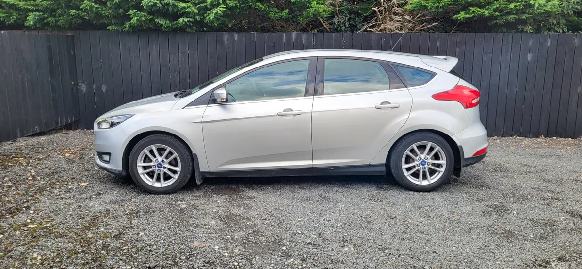 Ford Focus Hatchback, Diesel, 2015, Silver