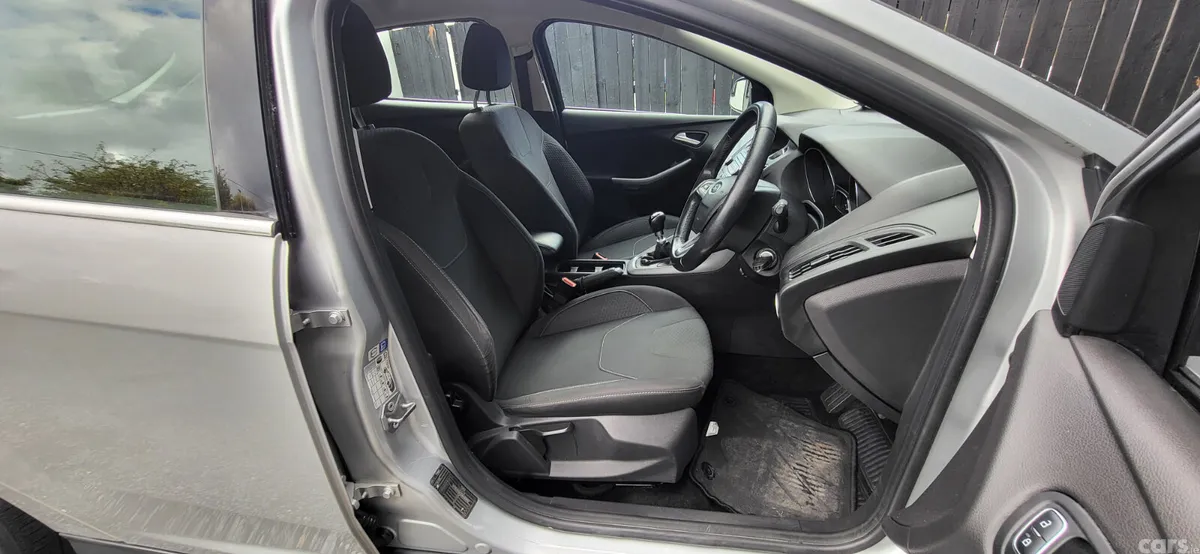 Ford Focus Hatchback, Diesel, 2015, Silver