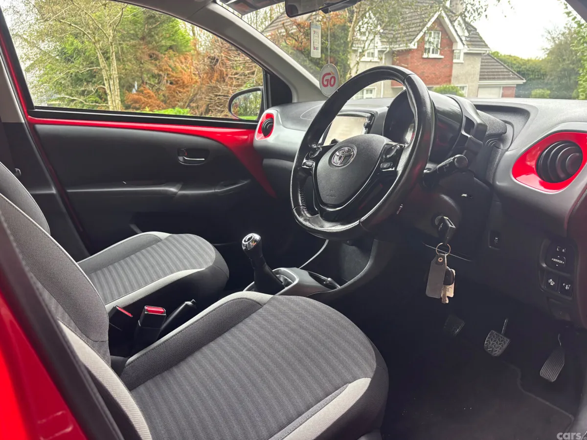 Toyota Aygo Hatchback, Petrol, 2019, Red