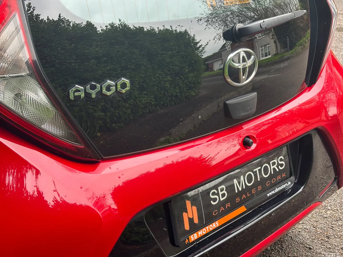Toyota Aygo Hatchback, Petrol, 2019, Red