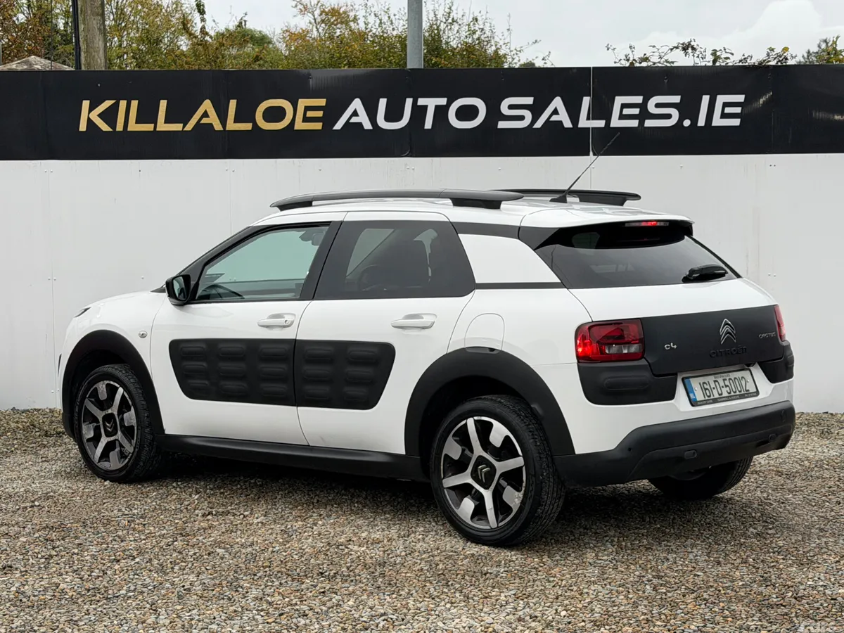 Citroen C4 Cactus Hatchback, Petrol, 2016, White
