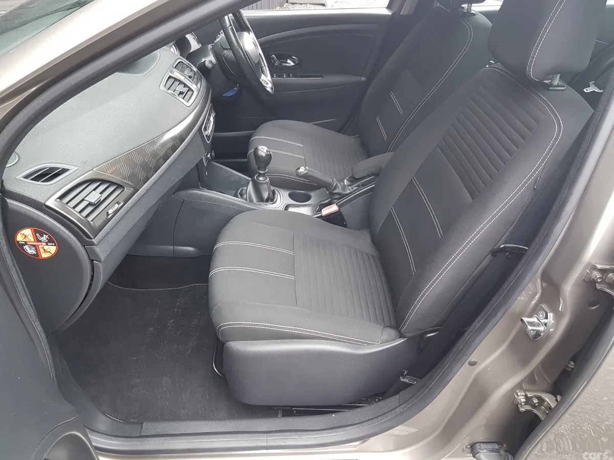 Renault Fluence Saloon, Diesel, 2016, Gold