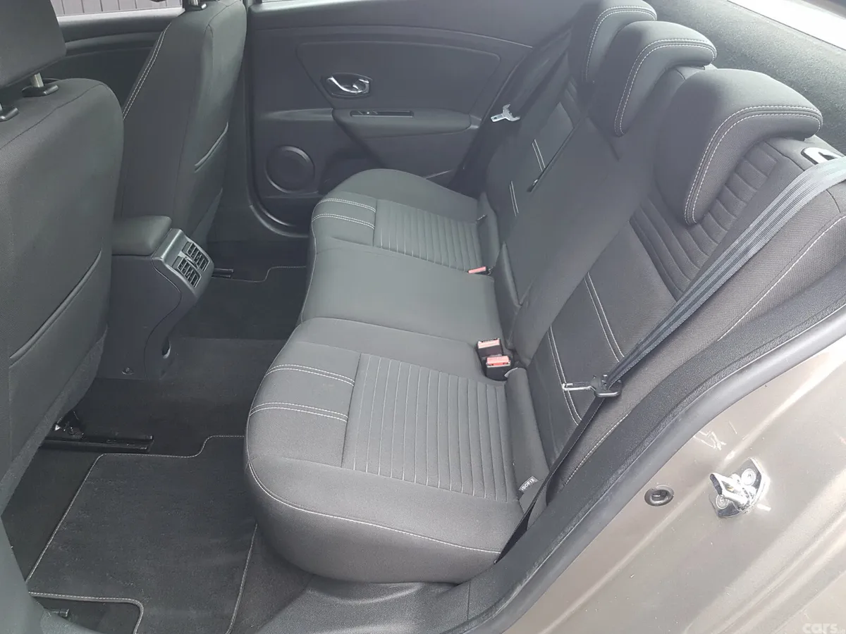 Renault Fluence Saloon, Diesel, 2016, Gold