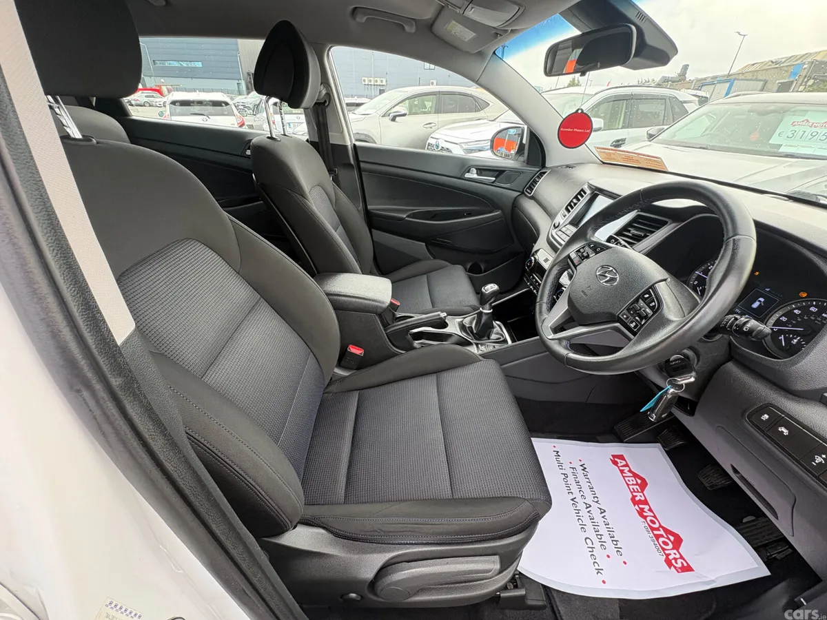 Hyundai Tucson SUV, Petrol, 2017, White