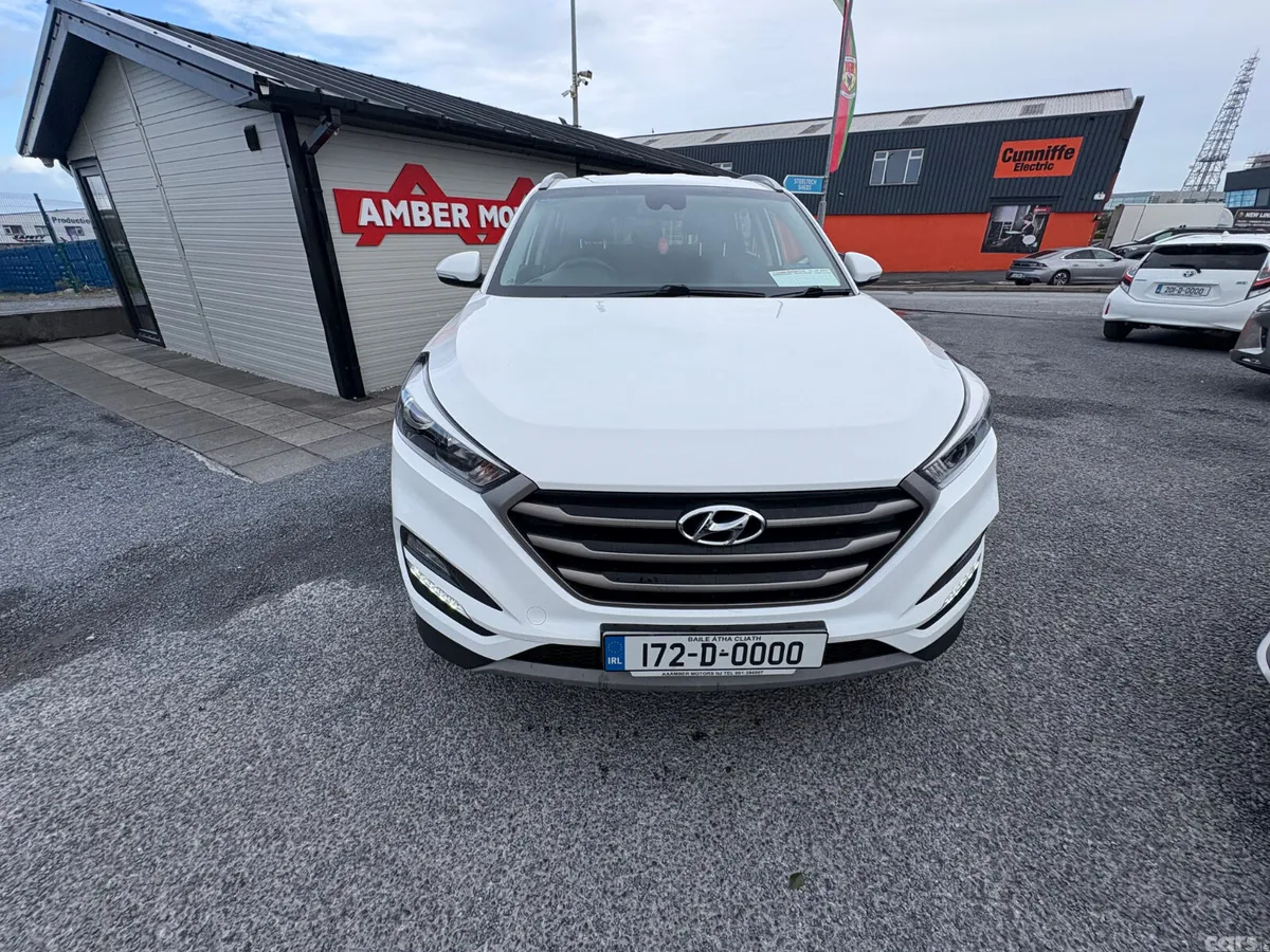 Hyundai Tucson SUV, Petrol, 2017, White