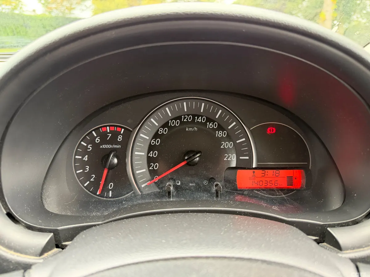 Nissan Micra Hatchback, Petrol, 2016, Red