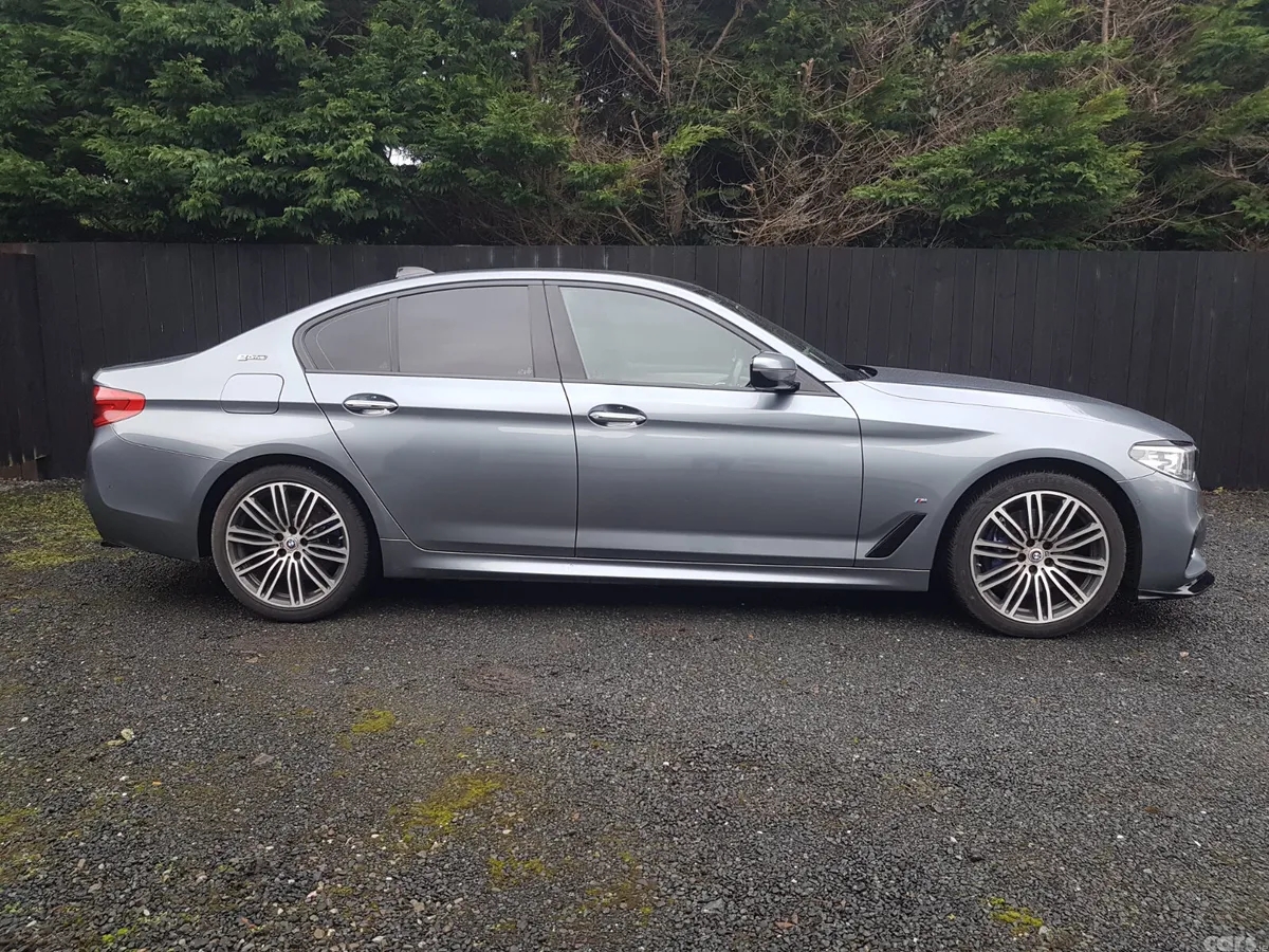 BMW 5-Series Saloon, Petrol Plug-in Hybrid, 2018, Blue
