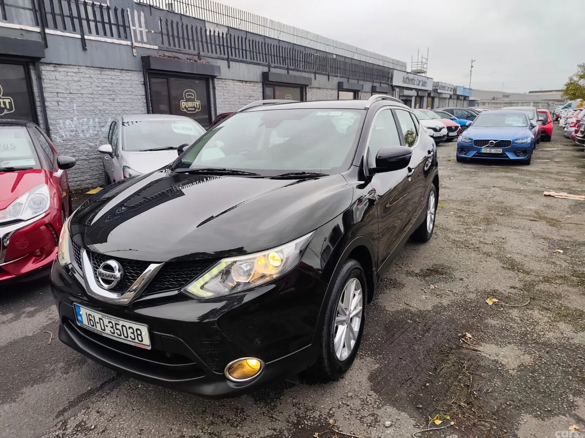 Nissan Qashqai Hatchback, Diesel, 2016, Black
