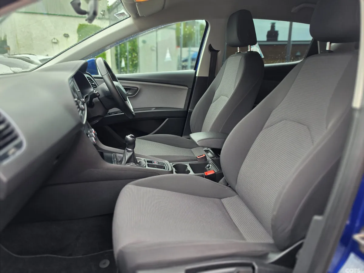 SEAT Leon Hatchback, Diesel, 2018, Blue