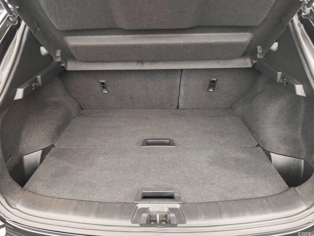Nissan Qashqai Hatchback, Diesel, 2016, Black