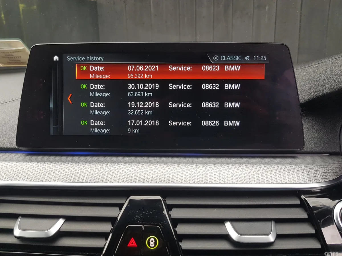 BMW 5-Series Saloon, Petrol Plug-in Hybrid, 2018, Blue