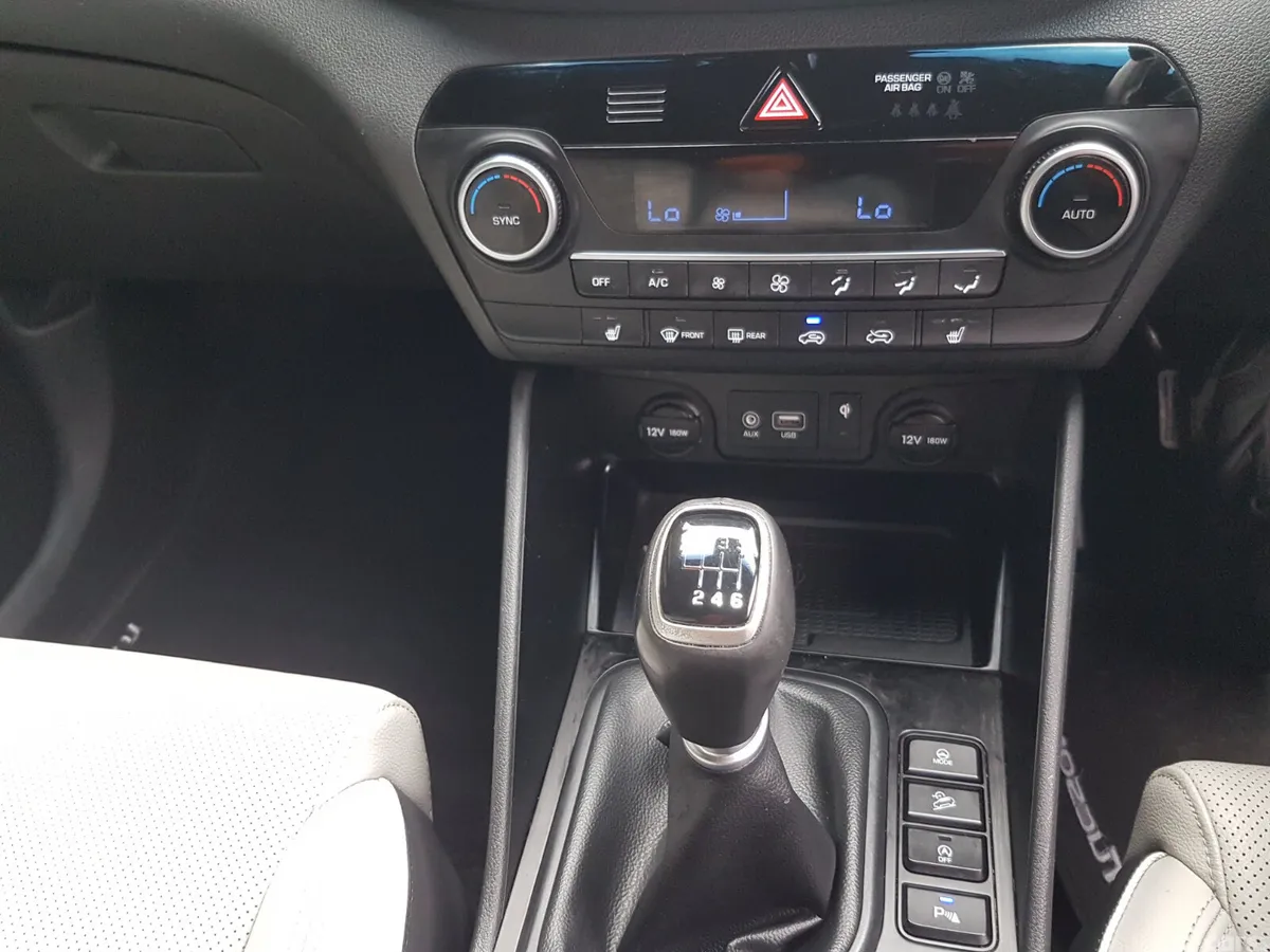 Hyundai Tucson SUV, Diesel, 2019, Red