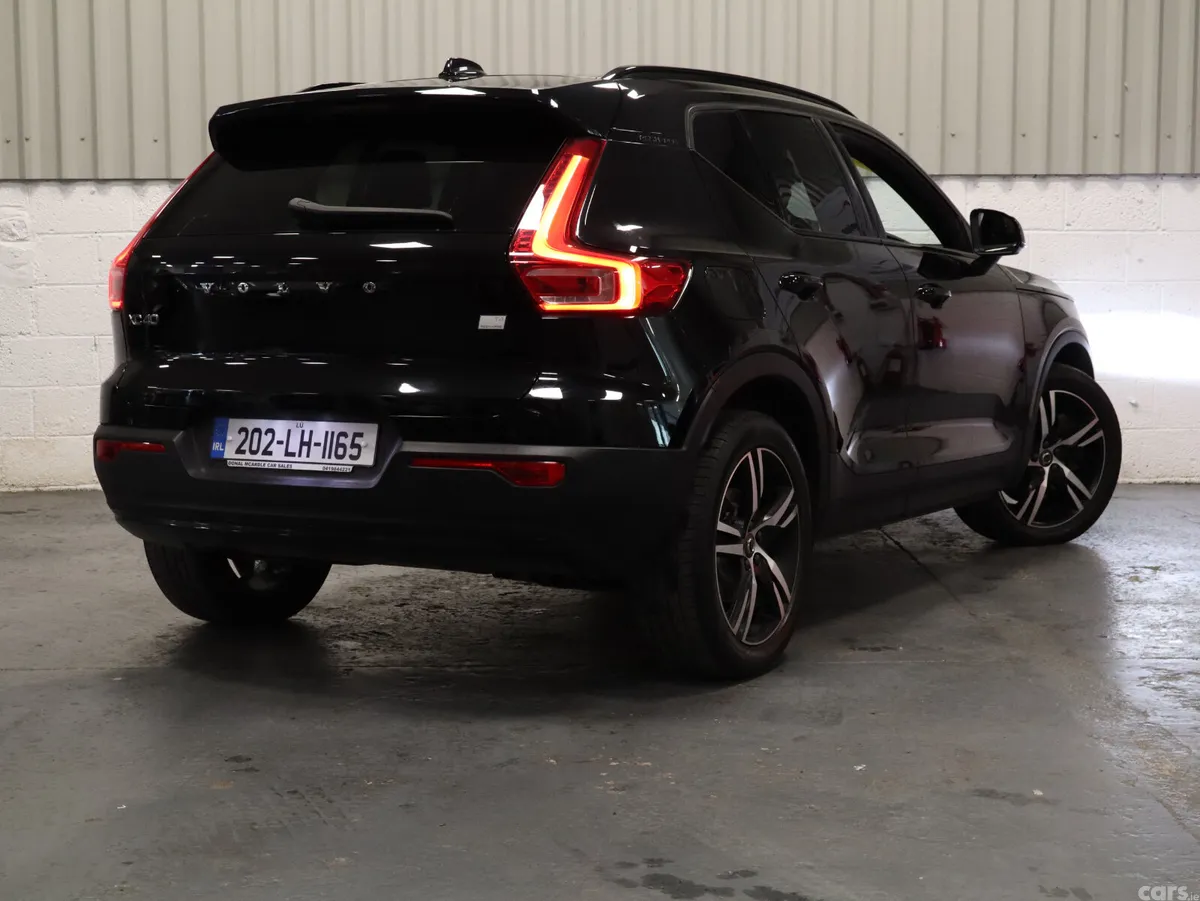 Volvo XC40 Estate, Petrol Plug-in Hybrid, 2020, Black