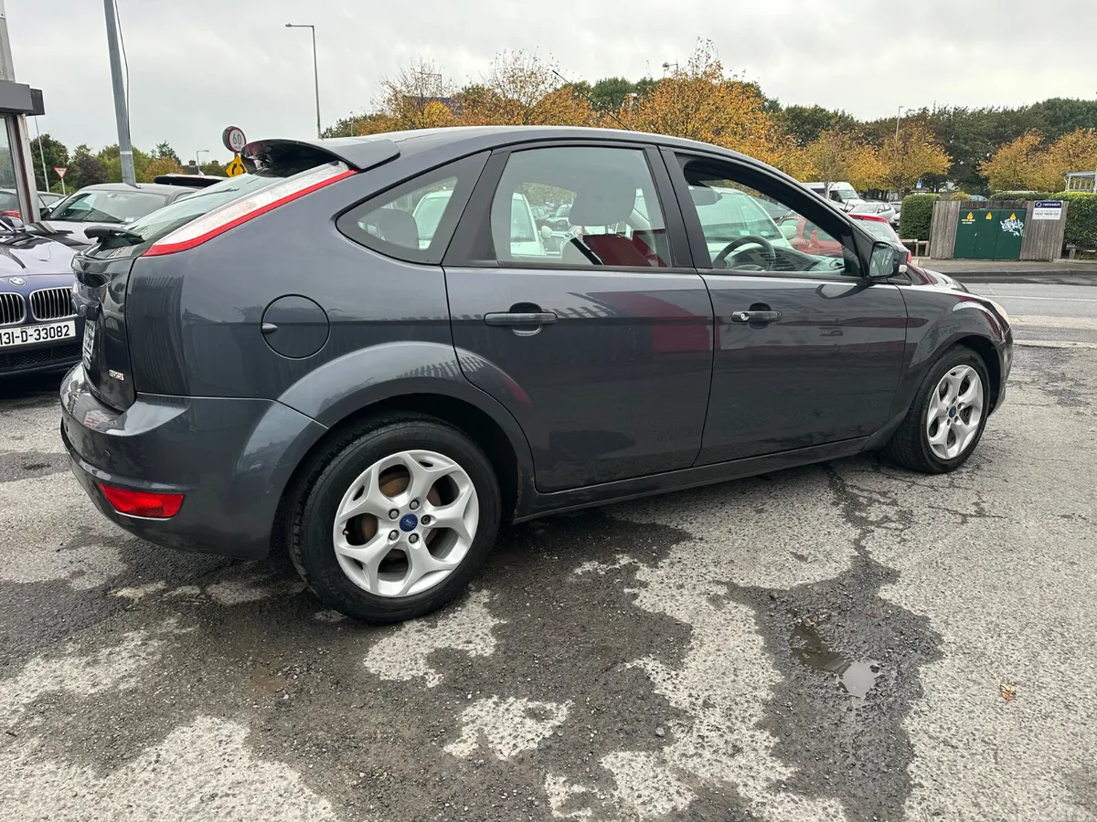 Ford Focus Hatchback, Diesel, 2011, Grey